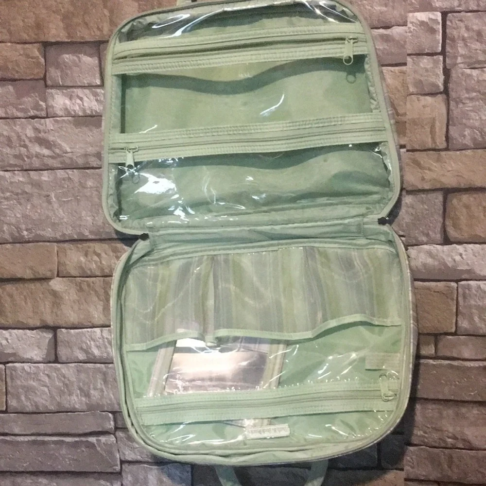 Bath & BodyWorks Make Up Bag NWOT